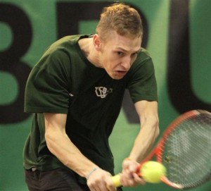 Vainqueur de l’ASPTT Strasbourg, le TC Brunstatt de Julien Toniutti devra soigner son match-average au TC Strasbourg pour se maintenir en Excellence. Photo Denis Sollier